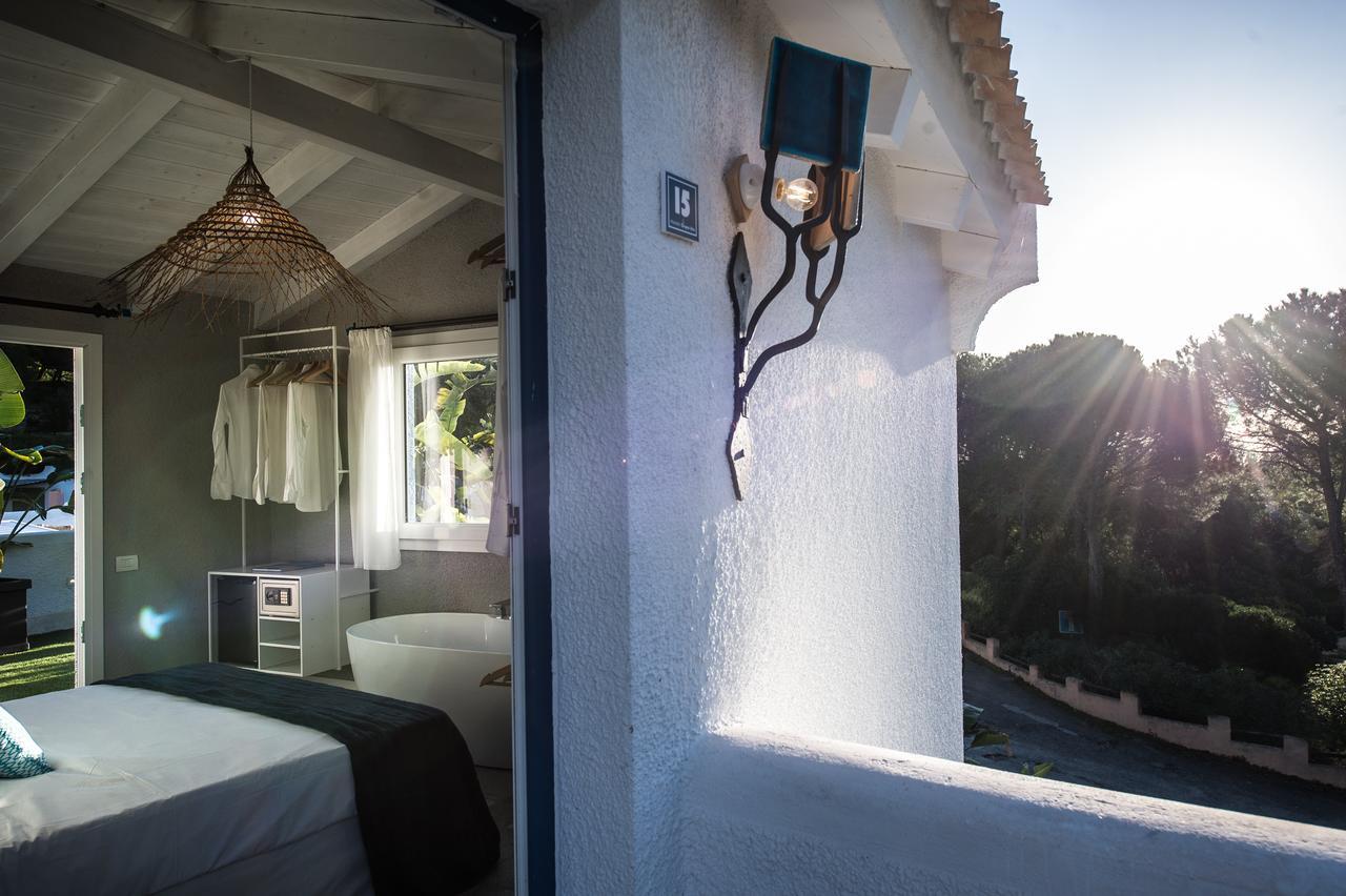 Boutique Hotel Capo Blu Santa Margherita di Pula Exterior photo