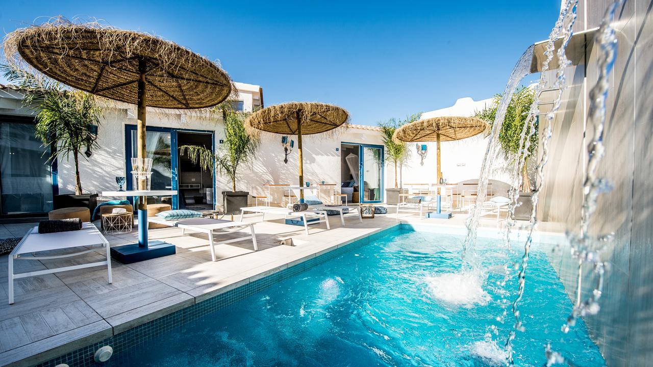 Boutique Hotel Capo Blu Santa Margherita di Pula Exterior photo